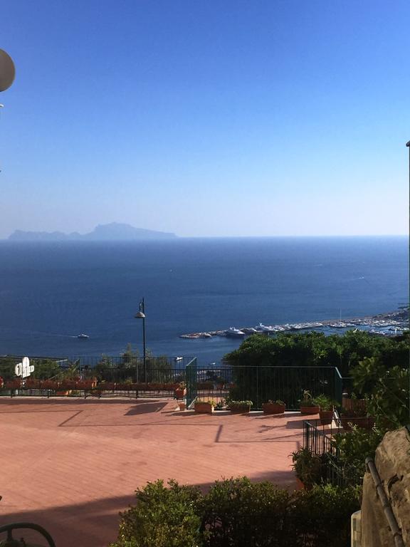 Casa Di Erminia Bed & Breakfast Napoli Eksteriør bilde
