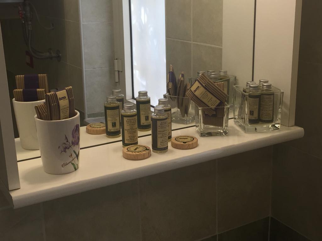 Casa Di Erminia Bed & Breakfast Napoli Eksteriør bilde